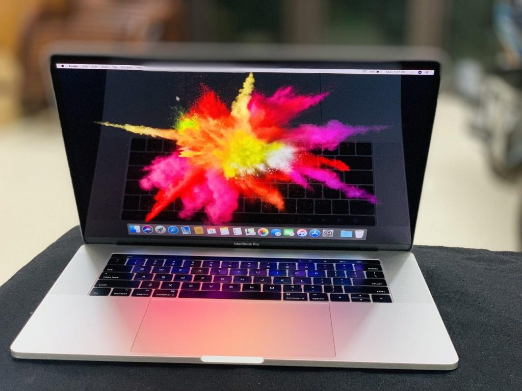 mptv2 macbook pro 2017 15 inch touchbar silver i7 2 9 ghz 16gb 512gb ssd macvn.com vn 2 Macbook Pro 15 inch 2017 - USED mptv2 macbook pro 2017 15 inch touchbar silver i7 2 9 ghz 16gb 512gb ssd macvn.com vn 2 Macbook Pro 15 inch 2017 - USED