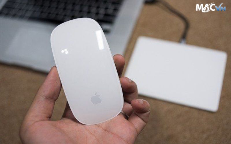 kha nang di chuyen muot ma voi multi touch cua apple magic mouse 3 Apple Magic Mouse 3 Khả năng di chuyển mượt mà với Multi-Touch của Apple Magic Mouse 3